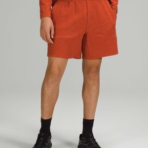 Lululemon At ease shorts 7". Maroon/Red.Size L.